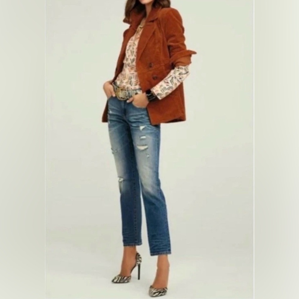 Cabi 100% Bf Boyfriend Distressed Cotton Jeans Style 4152 Size 8 (inseam 29”)